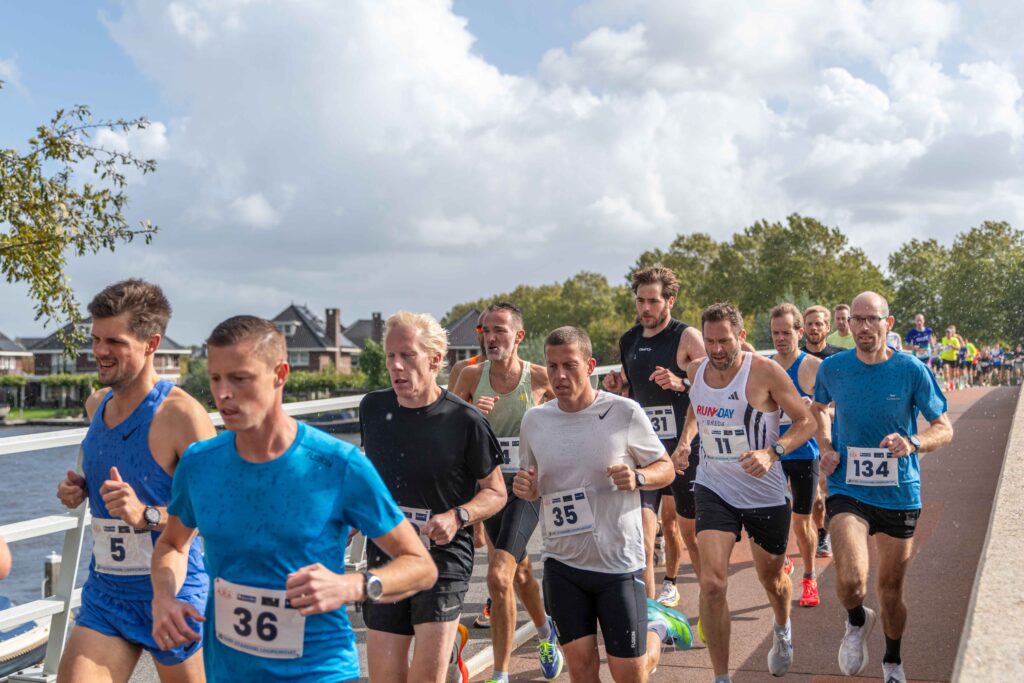 Door weer en wind in Alblasserdam